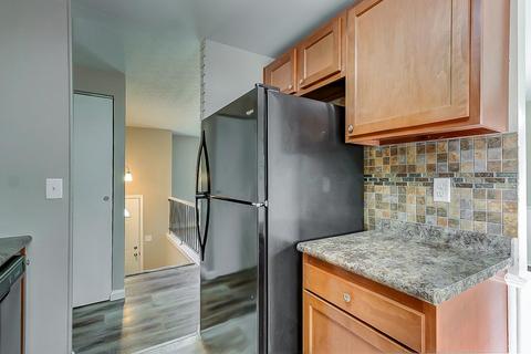 935 Harrogate Ct, Forest Park, OH 45240 photo 11