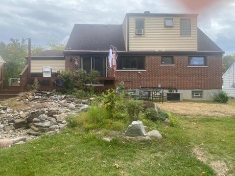 10 Dayspring Ter, Greenhills, OH 45218 photo 2