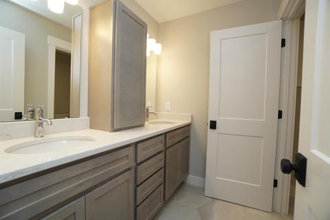 9700 Ridgeway Ave, Blue Ash, OH 45242 photo 21