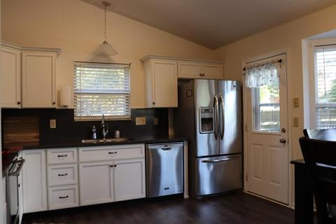 4646 Cardinal Dr, Cincinnati, OH 45244 photo 4
