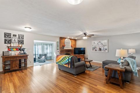 1613 Mandarin Dr, Forest Park, OH 45240 photo 4