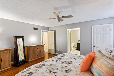 1613 Mandarin Dr, Forest Park, OH 45240 photo 13