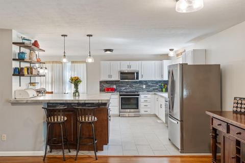 1613 Mandarin Dr, Forest Park, OH 45240 photo 10