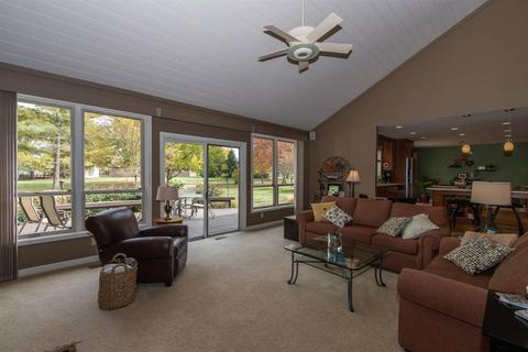 12122 Heathertree Ct, Cincinnati, OH 45249 photo 6