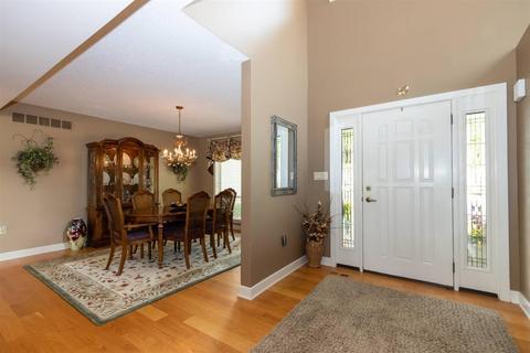 12122 Heathertree Ct, Cincinnati, OH 45249 photo 4
