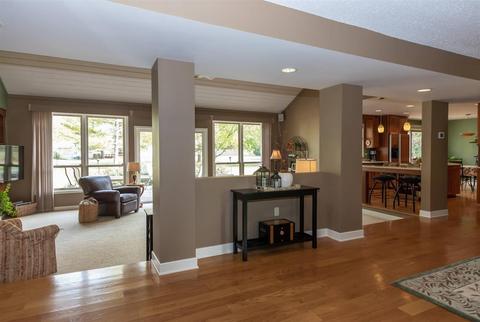 12122 Heathertree Ct, Cincinnati, OH 45249 photo 5