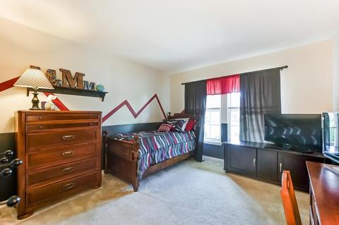 836 Hamlin Dr, Hamilton Township, OH 45039 photo 27