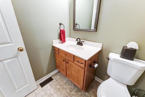 836 Hamlin Dr, Hamilton Township, OH 45039 photo 26