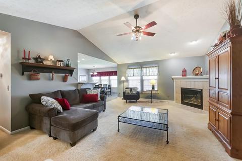 836 Hamlin Dr, Hamilton Township, OH 45039 photo 4