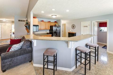 836 Hamlin Dr, Hamilton Township, OH 45039 photo 13