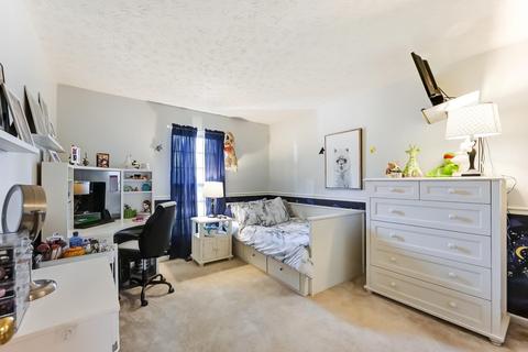836 Hamlin Dr, Hamilton Township, OH 45039 photo 23