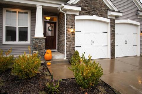 3366 Forestview Gardens Dr, Cincinnati, OH 45211 photo 2