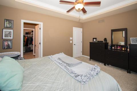 3366 Forestview Gardens Dr, Cincinnati, OH 45211 photo 12