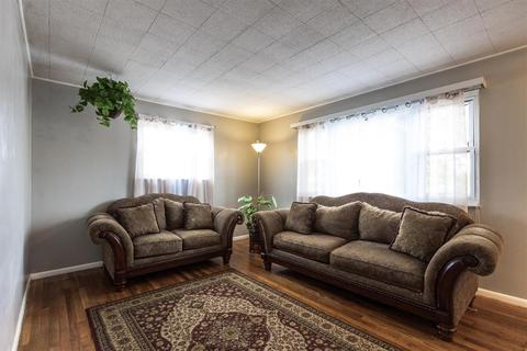 11534 Hanover Rd, Forest Park, OH 45240 photo 5