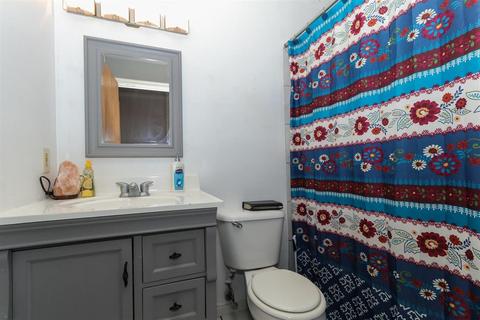 516 Halifax Cir, Cincinnati, OH 45244 photo 18