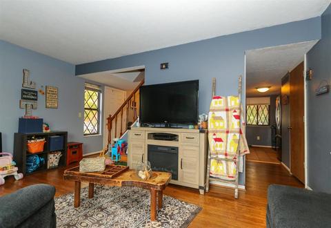 516 Halifax Cir, Cincinnati, OH 45244 photo 5