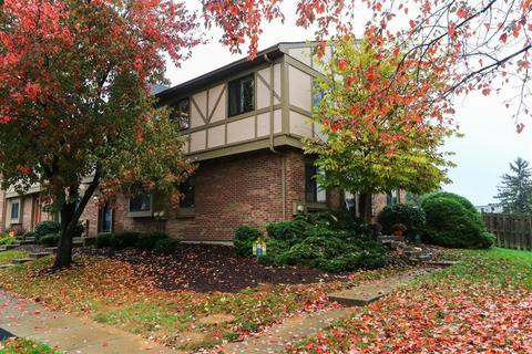 516 Halifax Cir, Cincinnati, OH 45244 photo 1