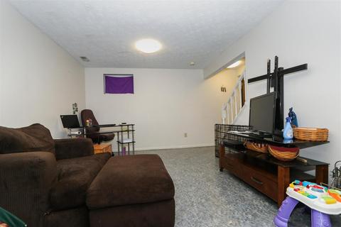 516 Halifax Cir, Cincinnati, OH 45244 photo 16