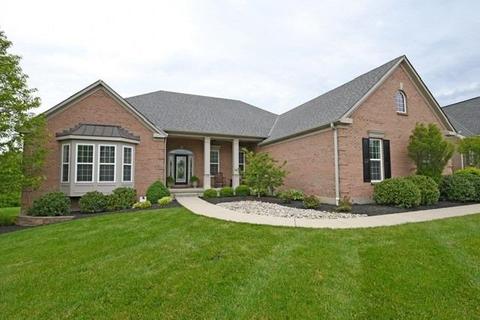 2273 Pointe Pl, Cincinnati, OH 45244 photo 2