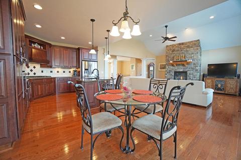 2273 Pointe Pl, Cincinnati, OH 45244 photo 18