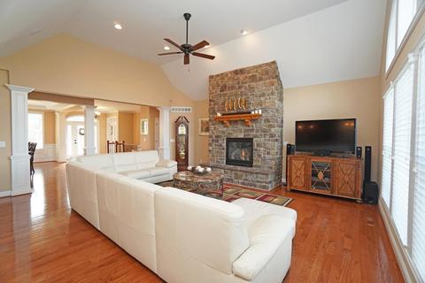 2273 Pointe Pl, Cincinnati, OH 45244 photo 5