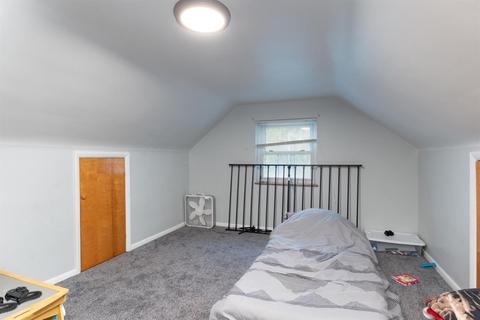 7142 Dundee Ct, Cincinnati, OH 45231 photo 15