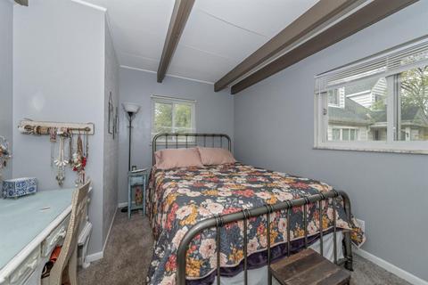 1728 Springdale Rd, Cincinnati, OH 45231 photo 14