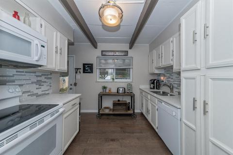 1728 Springdale Rd, Cincinnati, OH 45231 photo 9