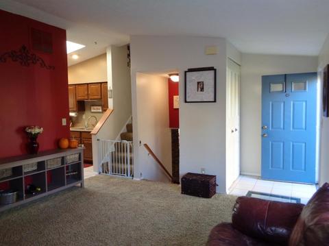 5666 Bluepine Dr, Cincinnati, OH 45247 photo 4