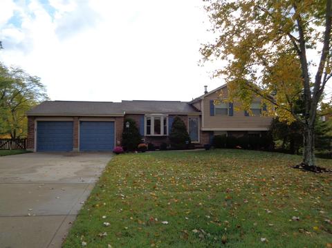 5666 Bluepine Dr, Cincinnati, OH 45247 photo 1