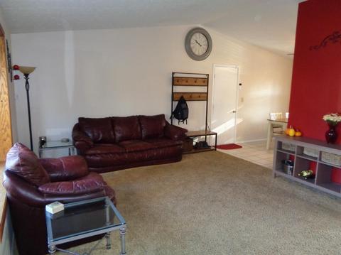 5666 Bluepine Dr, Cincinnati, OH 45247 photo 8