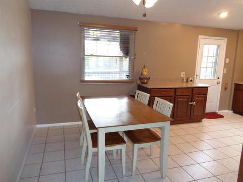 5666 Bluepine Dr, Cincinnati, OH 45247 photo 10