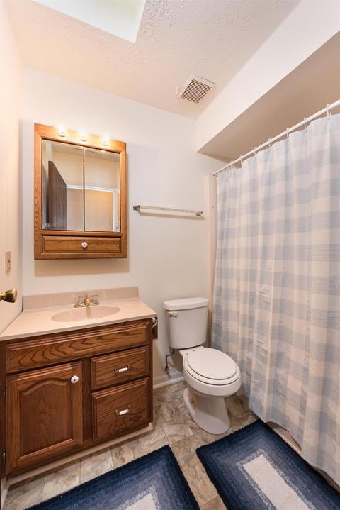 3913 Michael Dr, Cincinnati, OH 45255 photo 15
