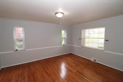 2676 Cedarbrook Dr, Golf Manor, OH 45237 photo 9