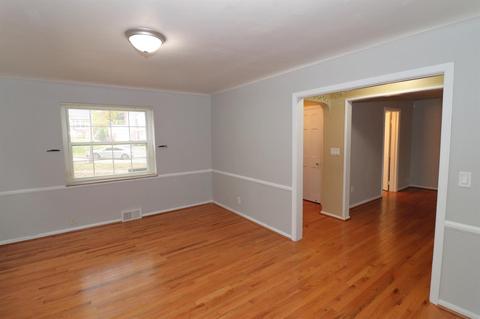 2676 Cedarbrook Dr, Golf Manor, OH 45237 photo 3