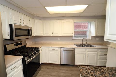 2676 Cedarbrook Dr, Golf Manor, OH 45237 photo 4