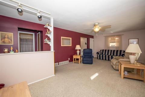 9147 Coogan Dr, Cincinnati, OH 45231 photo 6