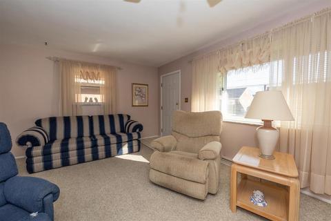 9147 Coogan Dr, Cincinnati, OH 45231 photo 4
