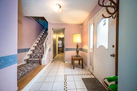 404 Altaview Ct, Cincinnati, OH 45231 photo 5