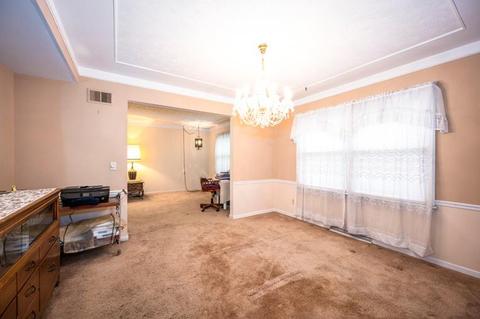 404 Altaview Ct, Cincinnati, OH 45231 photo 9