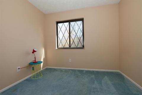 538 Halifax Cir, Cincinnati, OH 45244 photo 10