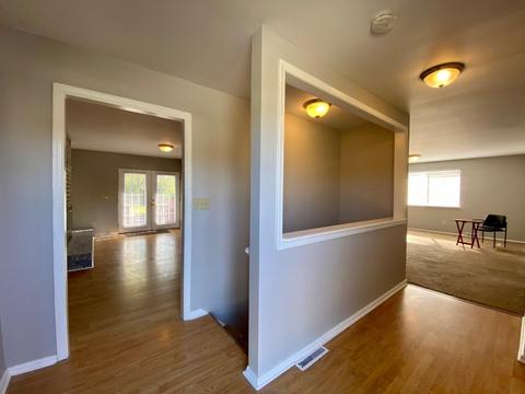 9314 Bluegate Dr, Cincinnati, OH 45231 photo 4