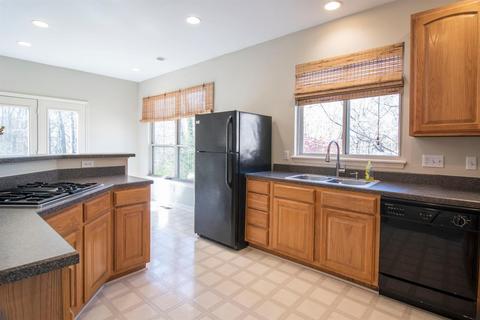 1351 Avalon Dr, Hamilton Township, OH 45039 photo 15