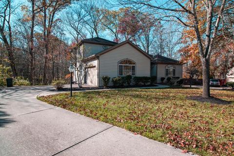 1351 Avalon Dr, Hamilton Township, OH 45039 photo 1