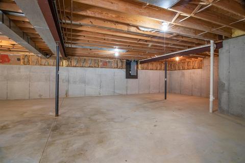 1351 Avalon Dr, Hamilton Township, OH 45039 photo 38
