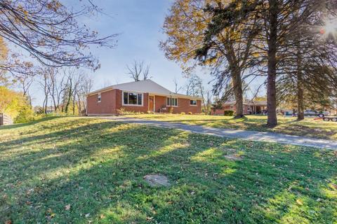 4740 Vicbarb Ln, Cincinnati, OH 45244 photo 3