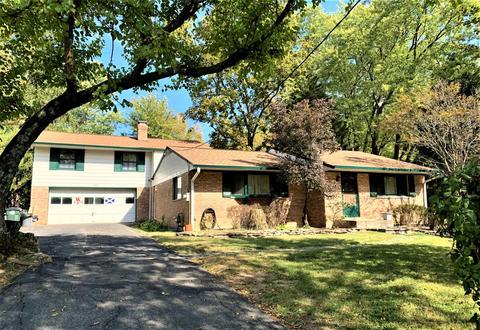 8476 Forest Rd, Cincinnati, OH 45255 photo 1