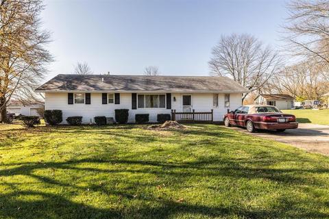 7424 Fairview Dr, Blanchester, OH 45107 photo 1