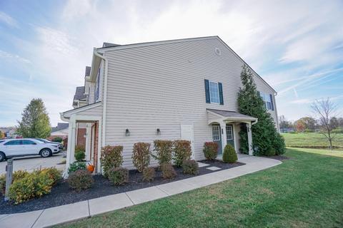 2075 Commons Cir, Batavia, OH 45103 photo 2