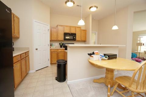 2075 Commons Cir, Batavia, OH 45103 photo 12